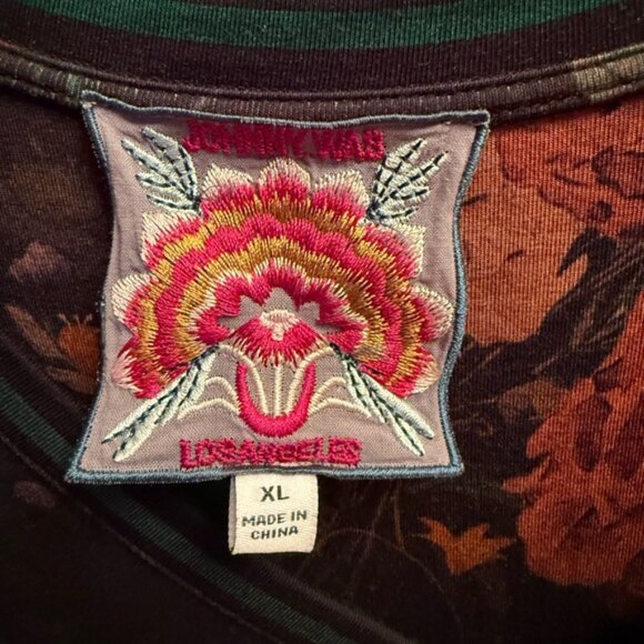 Johnny Was Amapola Top Size X-Large Long Sleeve Favorite Swing Tee V-Neck Floral - Picture 2 of 5